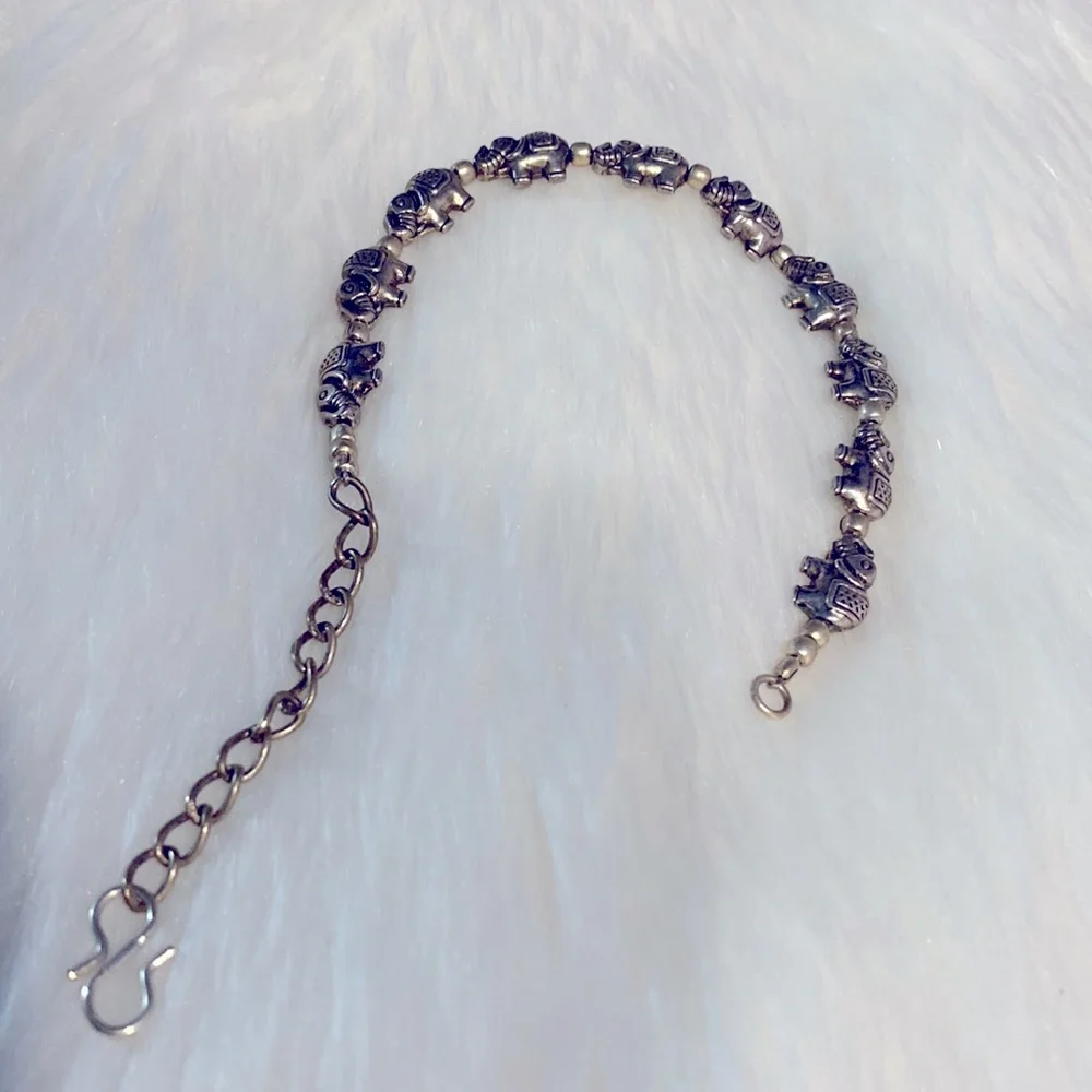 SOLD YEY !!  Handmade Lucky Elephant Charms Beaded Bracelet Gift For - Picture 6 of 7